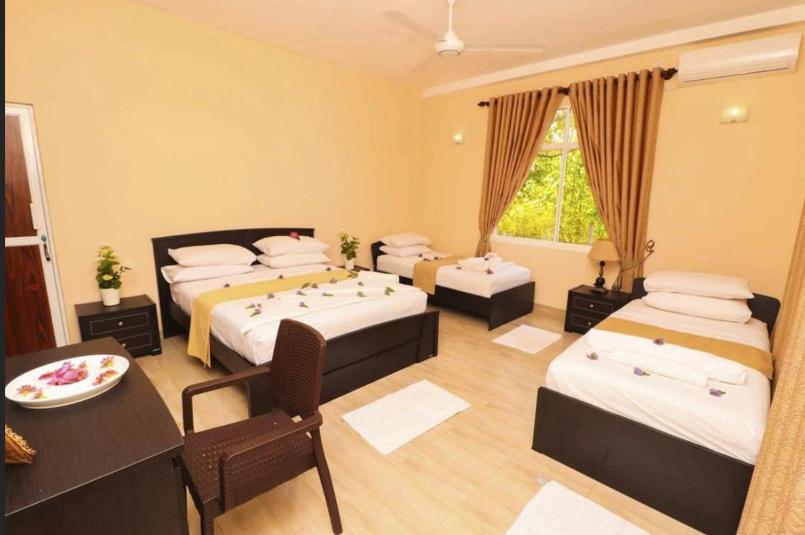 Peacock Resort Anuradhapura Eksteriør billede