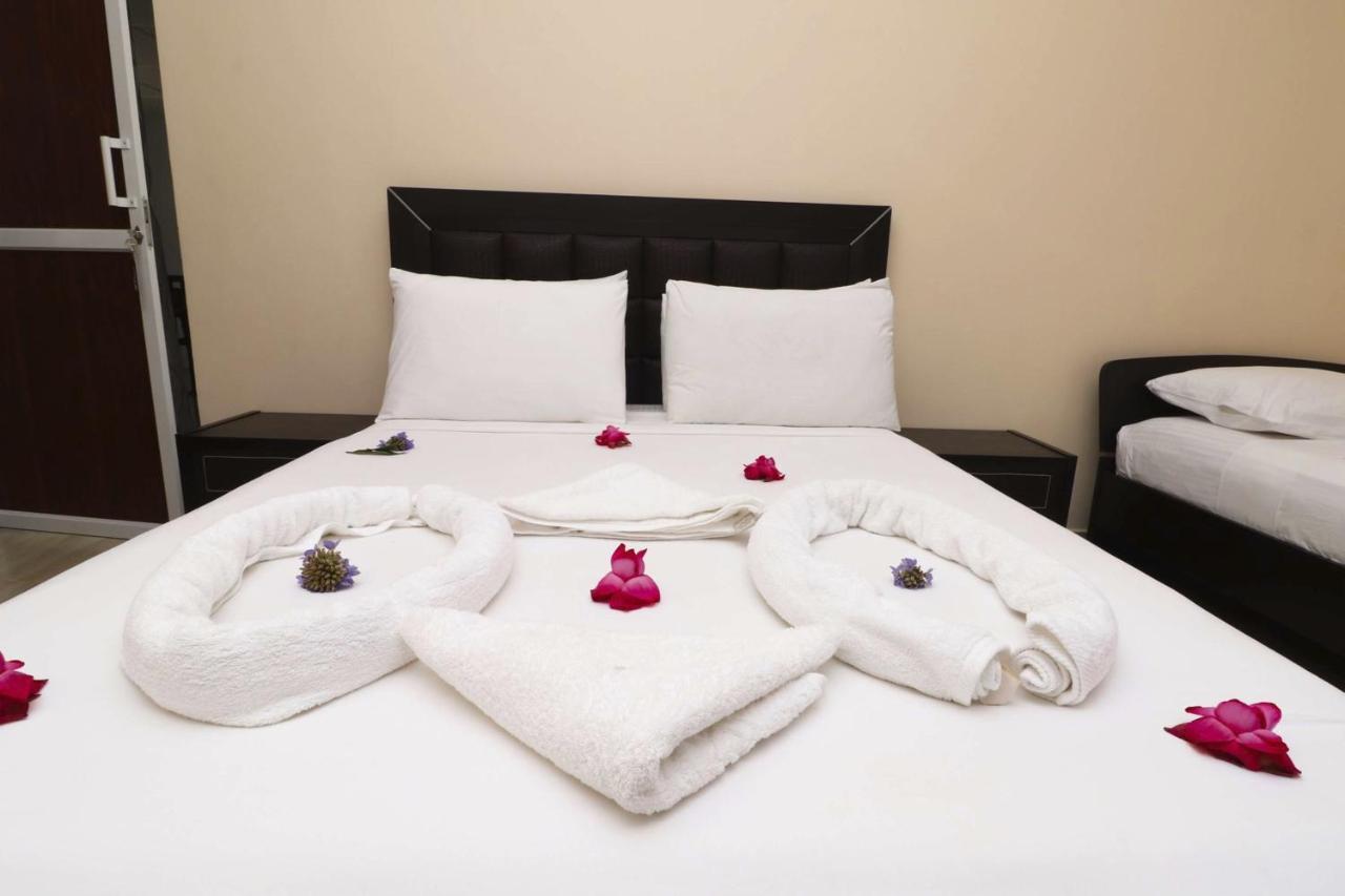 Peacock Resort Anuradhapura Eksteriør billede