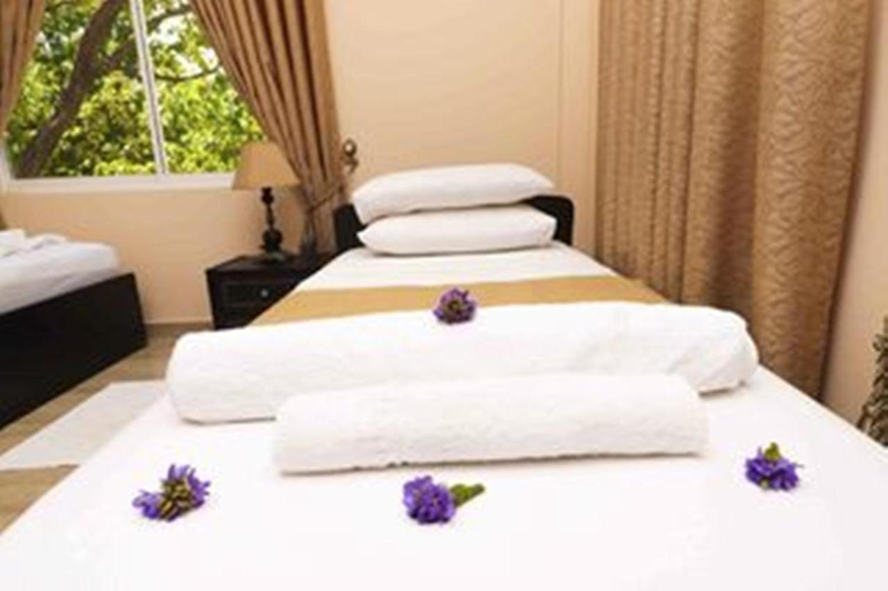 Peacock Resort Anuradhapura Eksteriør billede